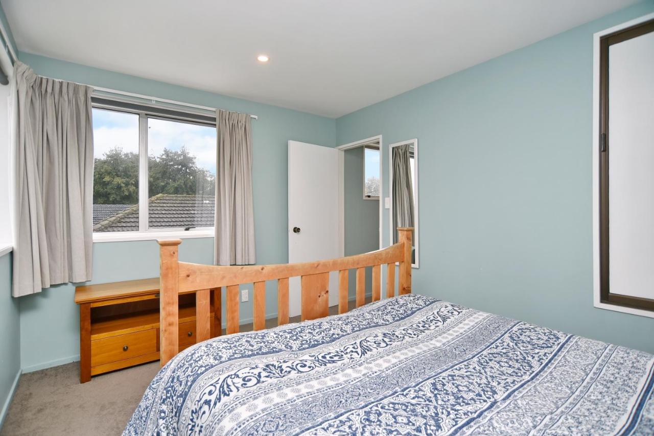 Charlesworth Villa - Christchurch Holiday Homes Экстерьер фото