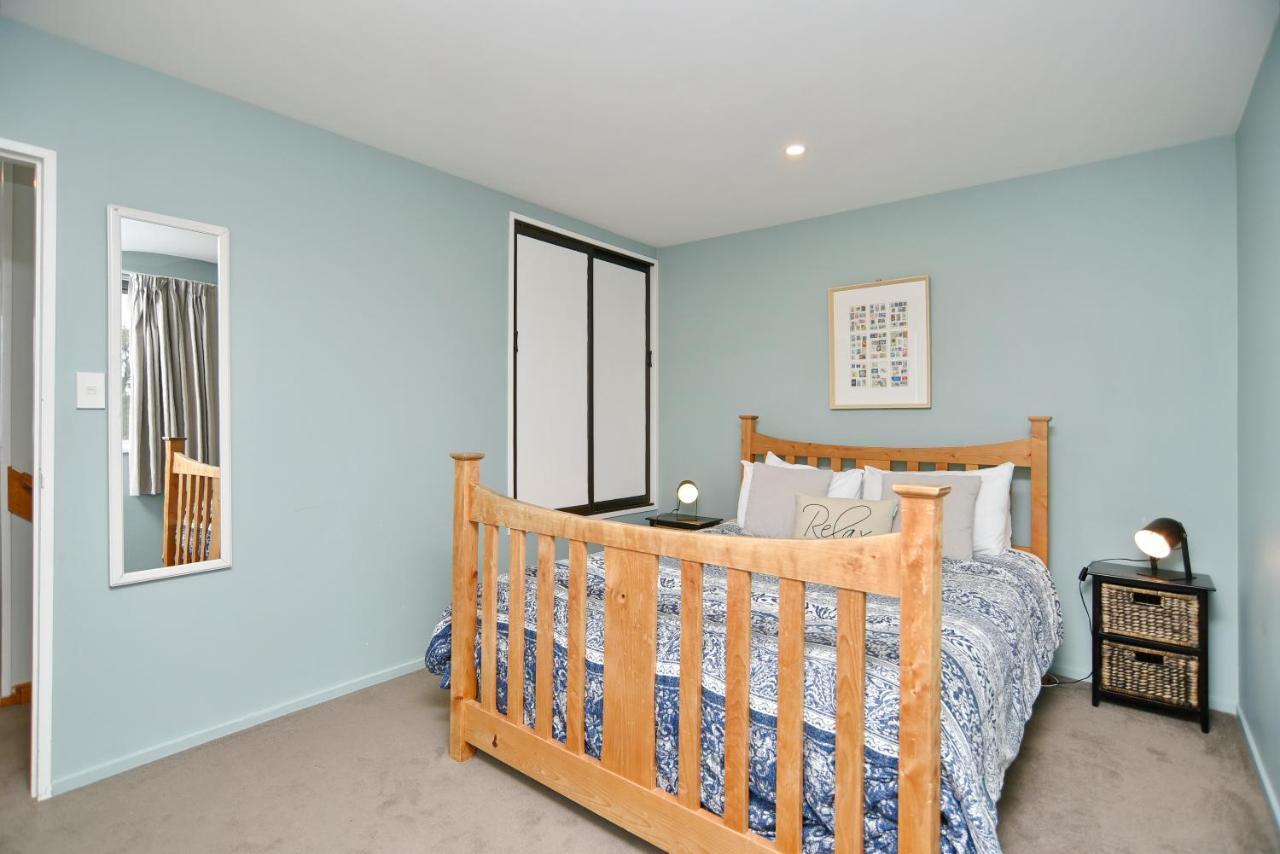 Charlesworth Villa - Christchurch Holiday Homes Экстерьер фото