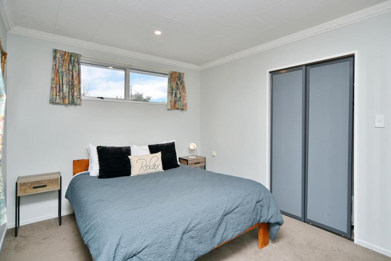 Charlesworth Villa - Christchurch Holiday Homes Экстерьер фото